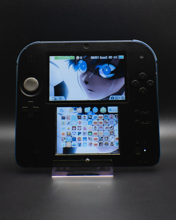 Nintendo 2DS Bleu Noir Grade A reconditionnée par Yochamida — vue de face