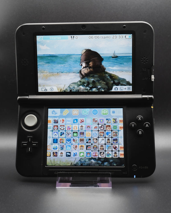 3DS XL Argent Grade S reconditionnée par Yochamida — vue de face